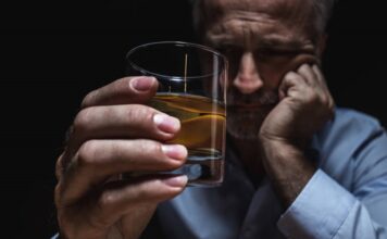 Comment la thérapie par l’hypnose peut aider à surmonter la dépendance à l’alcool Comment la thérapie par l'hypnose peut aider à surmonter la dépendance à l'alcool