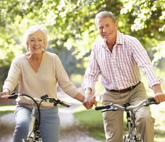 Réussir des rencontres amoureuses épanouissantes après 50 ans